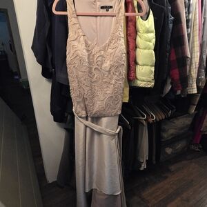 Elegant Beige Sleeveless Dress